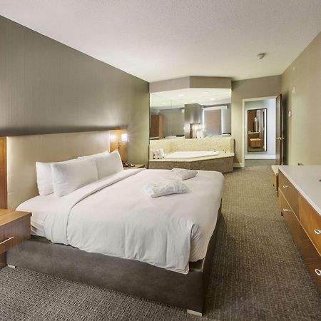 Hotel Doubletree By Hilton Nanuet Exterior foto