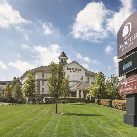 Hotel Doubletree By Hilton Nanuet Exterior foto