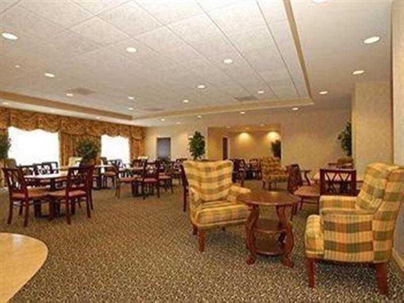 Hotel Doubletree By Hilton Nanuet Exterior foto
